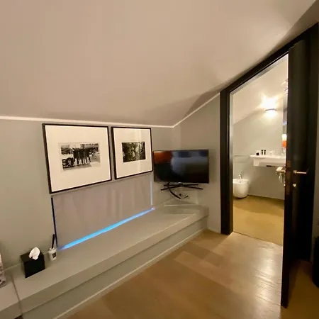 Casa Poli 4* Mântua