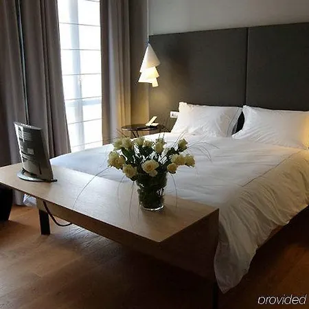 Hotell Casa Poli 4*